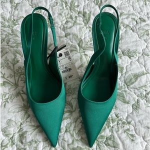 Zara Green Heels NWT Size 8 (Size 39)